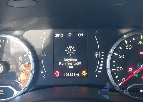 2018 Jeep Renegade Latitude Fwd from USA, damaged, VIN ZACCJABB5JPH92642